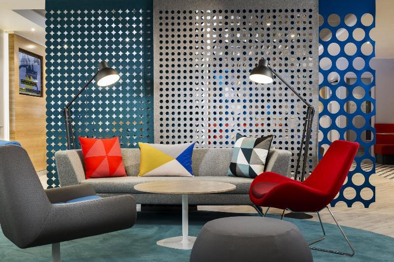 Holiday Inn Express Astana - Turan エクステリア 写真